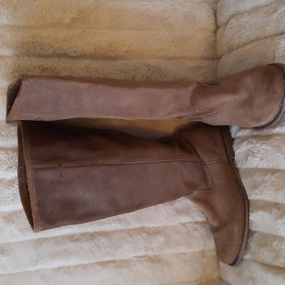 Kickers Shoes - Kickers leather knee high boots